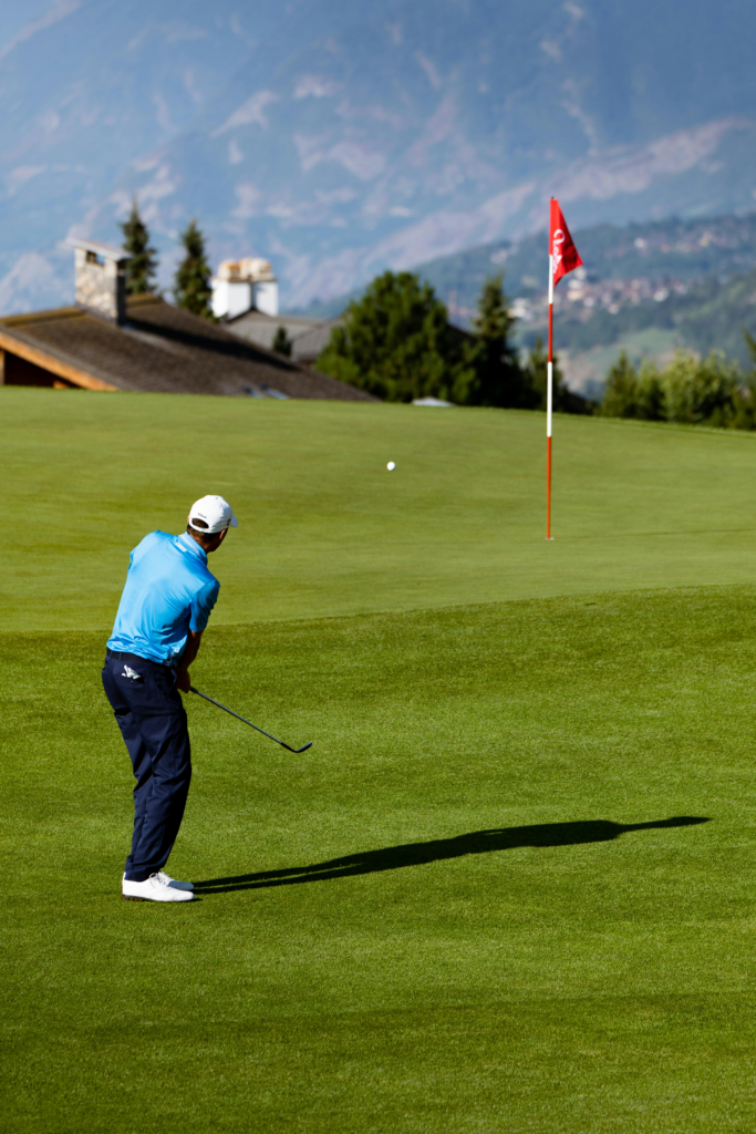 golfeur coup d'approche sur parcours théorie polyvagale golf